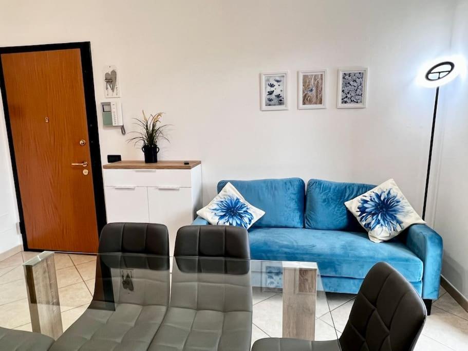 Comfyspot Apartment Rosia Bagian luar foto