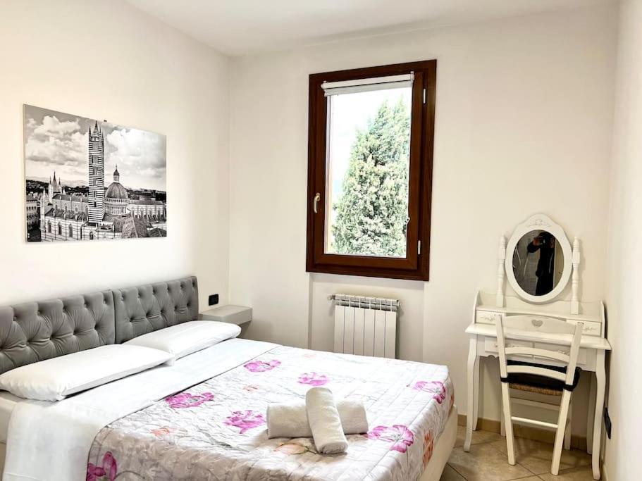 Comfyspot Apartment Rosia Bagian luar foto