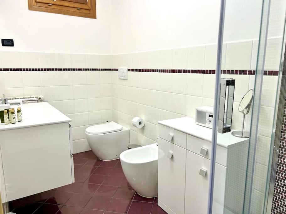Comfyspot Apartment Rosia Bagian luar foto