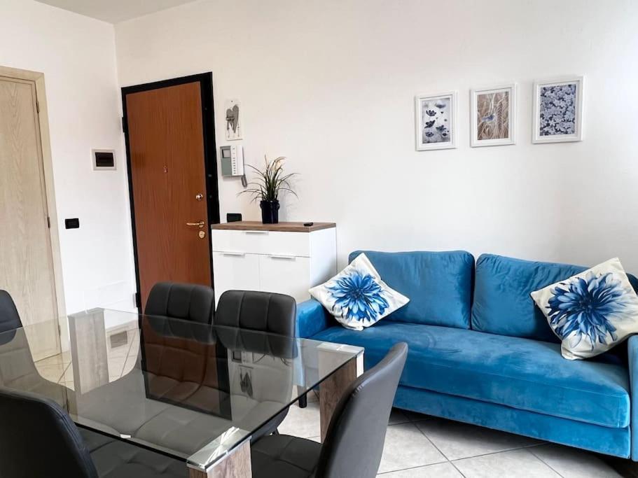 Comfyspot Apartment Rosia Bagian luar foto