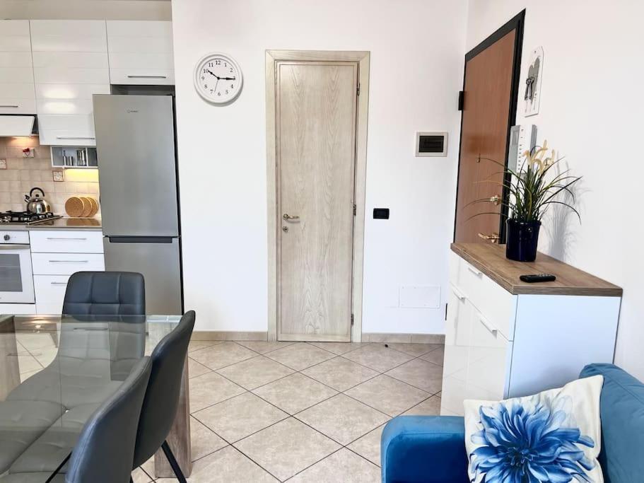 Comfyspot Apartment Rosia Bagian luar foto